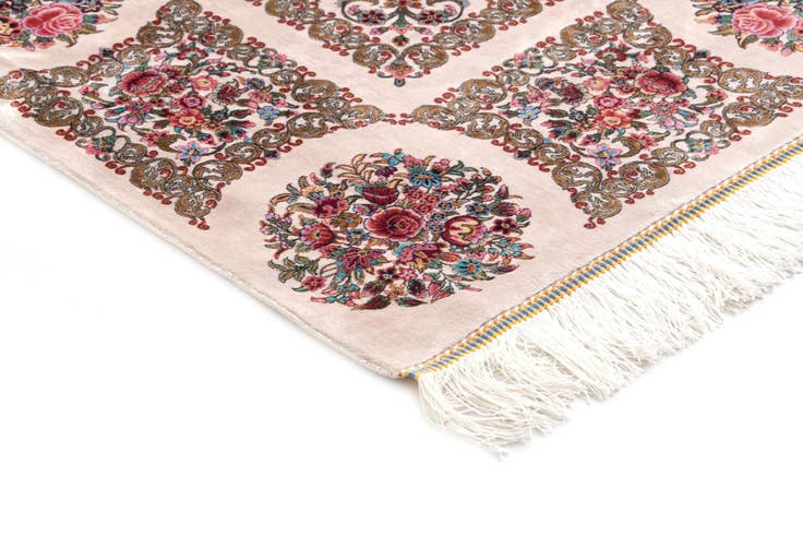 Detail image of 8' 2 x 8' 2 Ghom Design Square Rug