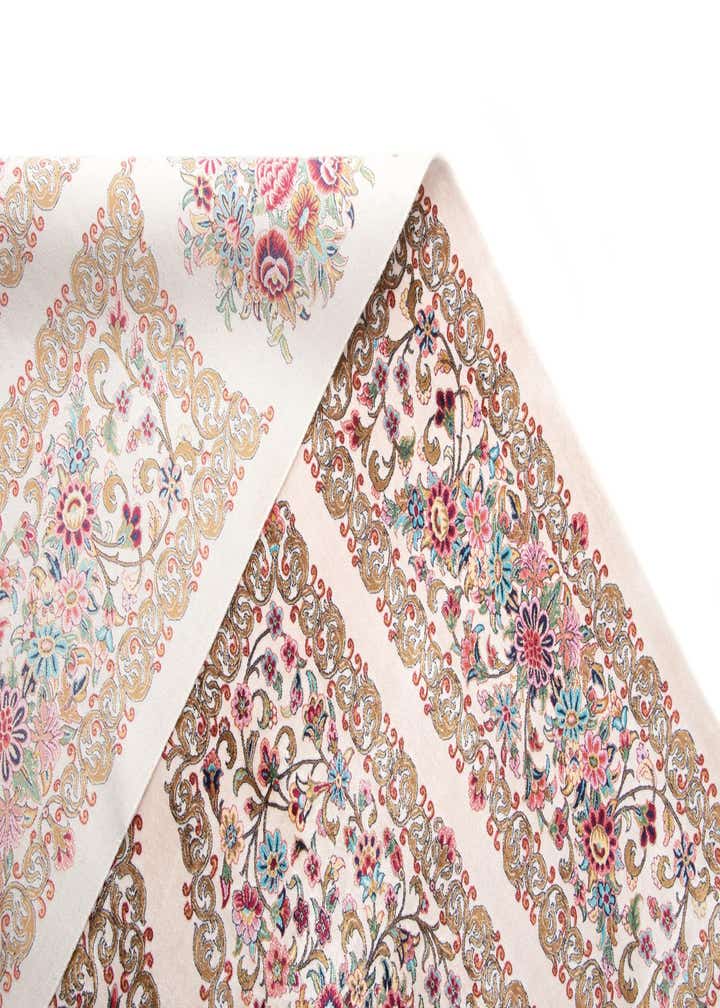 6' 7 x 6' 7 Ghom Design Square Rug