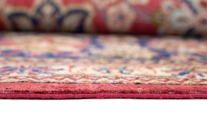 6' 7 x 6' 7 Ghom Silk Square Rug