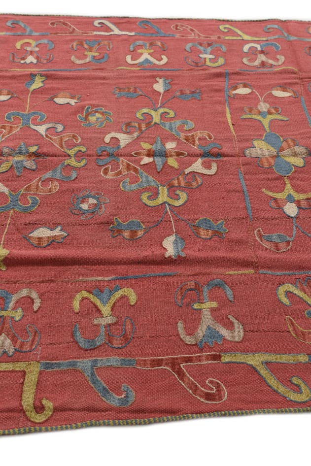 Detail image of 5' 3 x 6' 2 Hand Woven Kilim Suzani Wool Square Rug