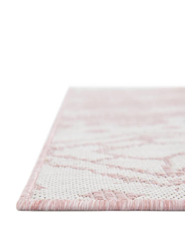 Detail image of 7' x 7' Easy-Clean Bohemian Indoor / Outdoor Square Rug