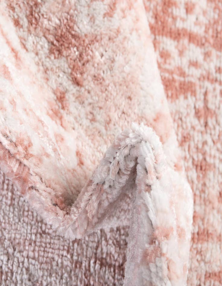 Detail image of 7' 10 x 7' 10 Oxford Square Rug