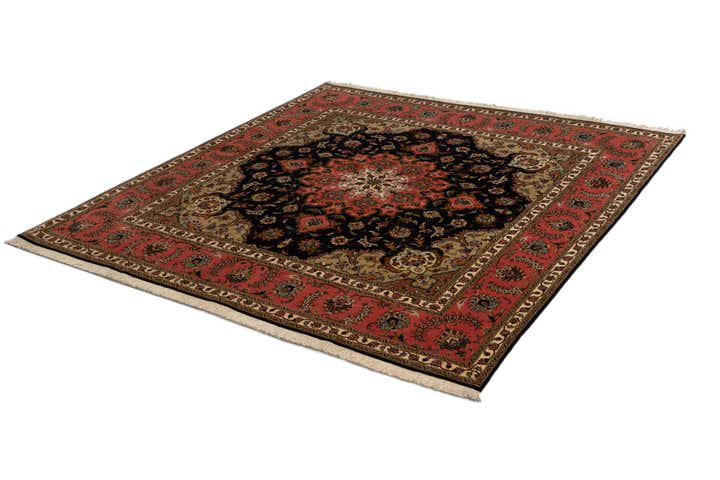 6' 8 x 6' 8 Tabriz Square Rug