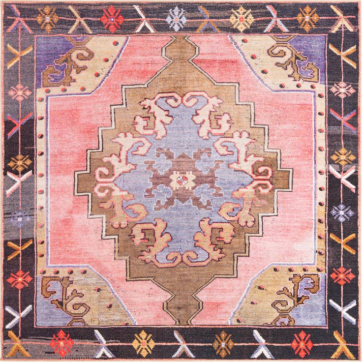 Detail image of 7' 6 x 7' 6 Washable Timeless Square Rug