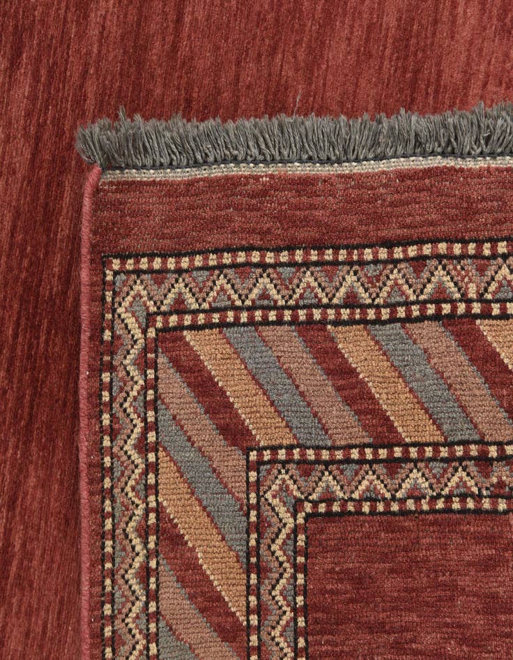 Detail image of 3' 3 x 5' 2  Hand Knotted Kashkuli Gabbeh Oriental Wool Rug