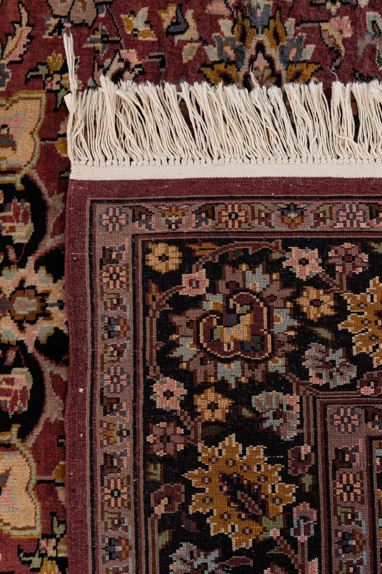 4' 3 x 6' 1 Hand Knotted Kashmir Oriental Wool Rug