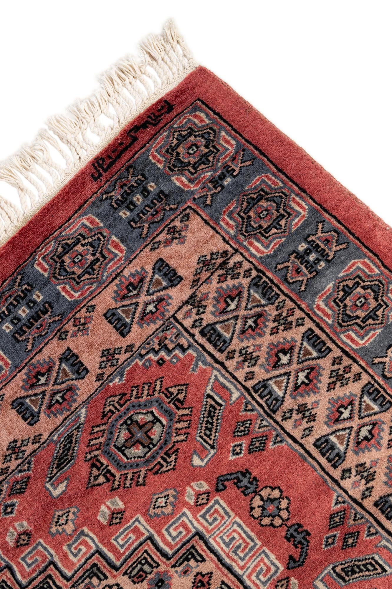 4' 3 x 5' 7 Hand Knotted Kazak Oriental Wool Rug