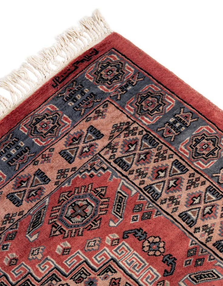 Detail image of 4' 3 x 5' 7  Hand Knotted Kazak Oriental Wool Rug