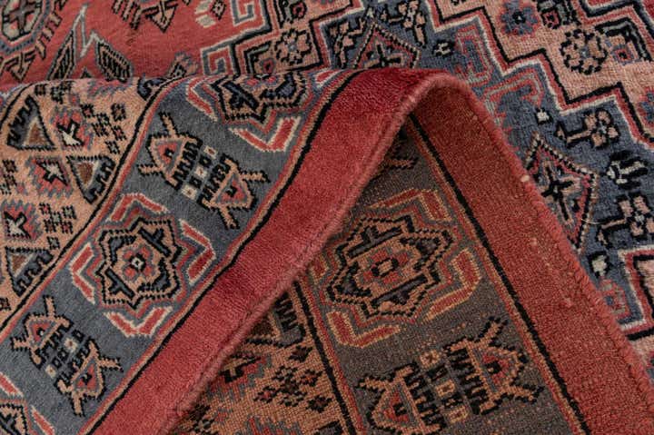 4' 3 x 5' 7 Hand Knotted Kazak Oriental Wool Rug