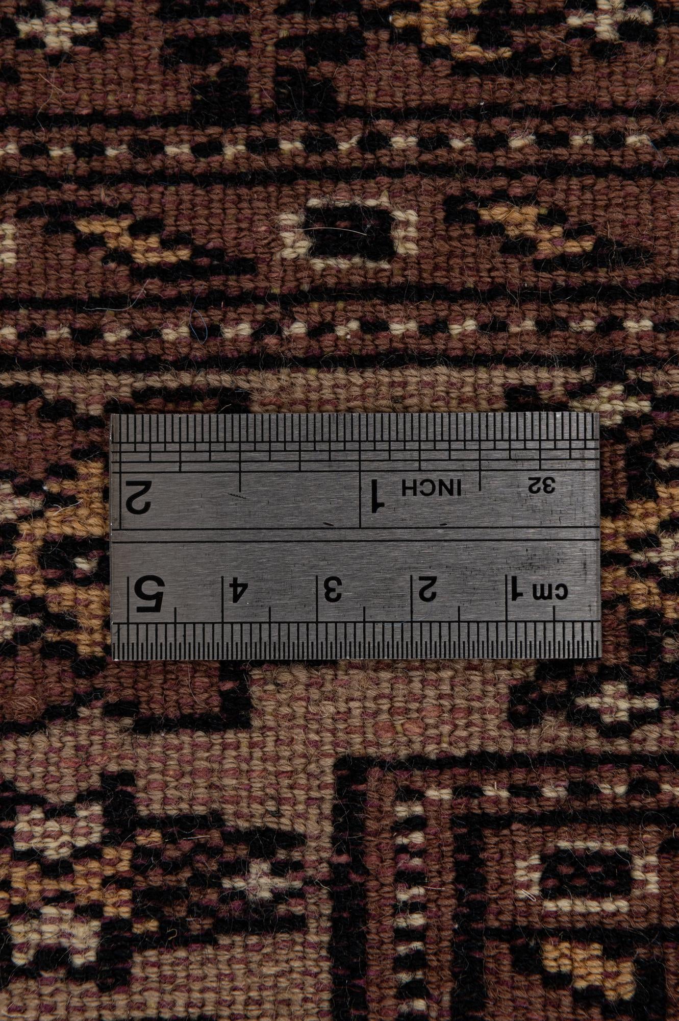 5' 3 x 7' 7 Hand Knotted Lahour Oriental Wool Rug