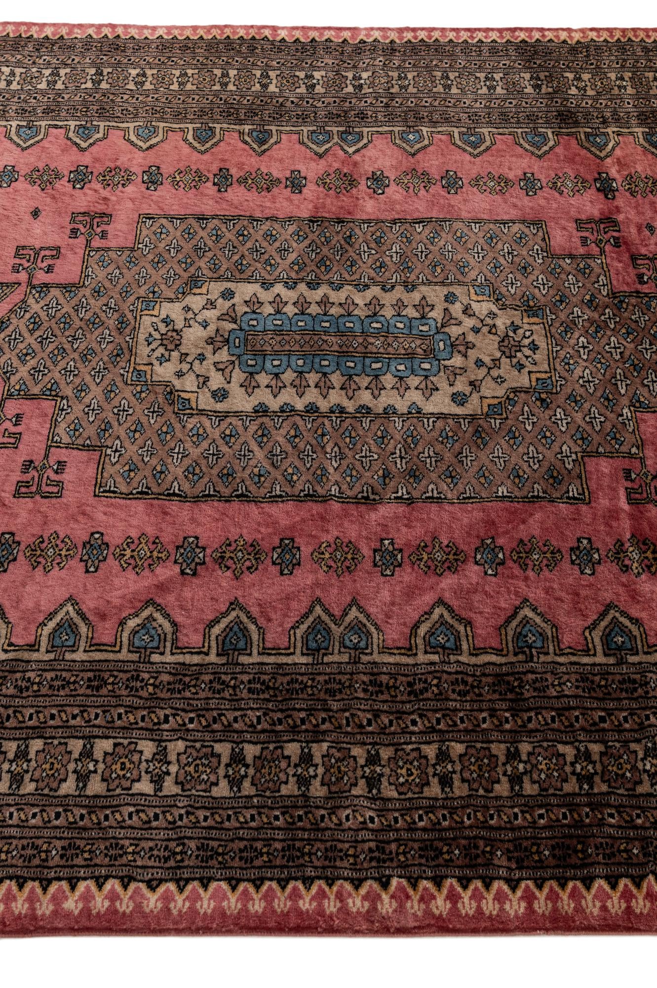 5' 3 x 7' 7 Hand Knotted Lahour Oriental Wool Rug