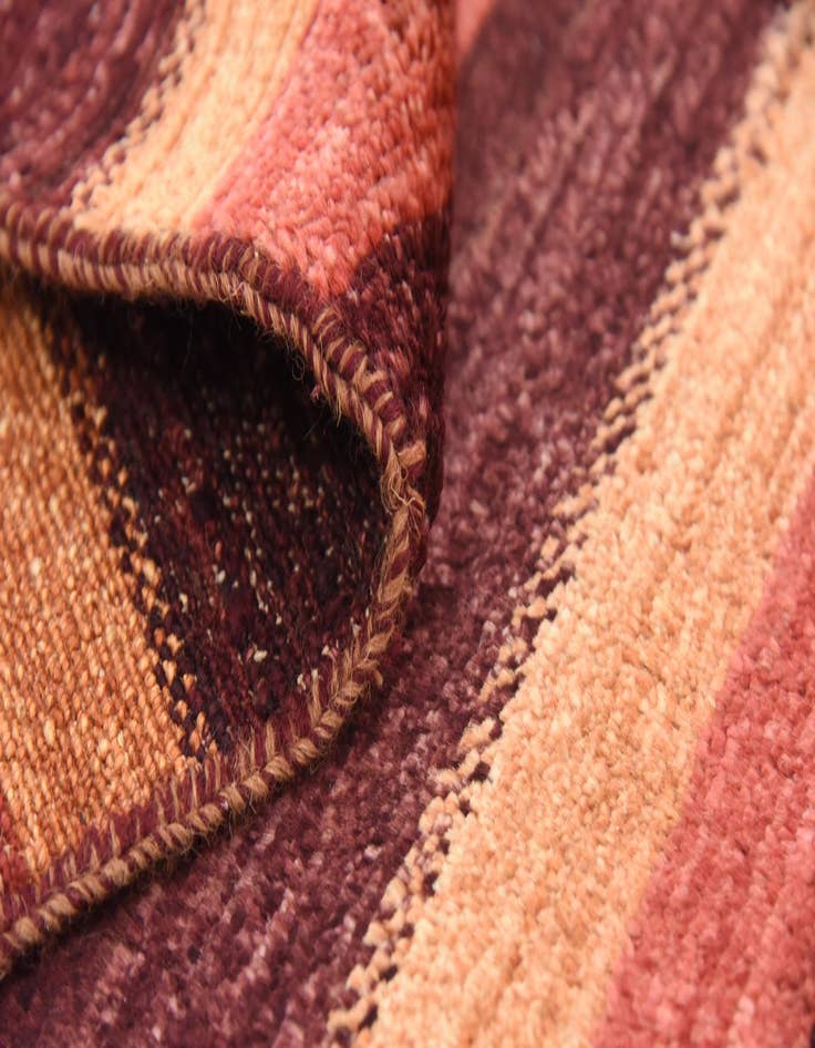 Detail image of 5' 5 x 7' 10  Hand Knotted Modern Ziegler Rug