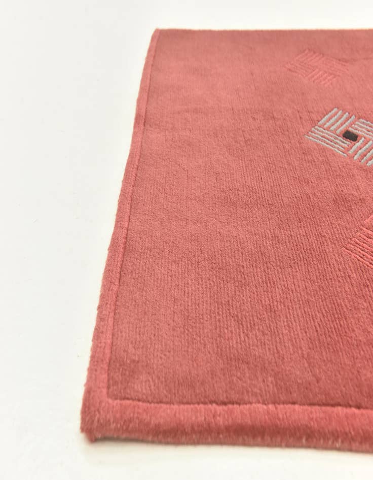 Detail image of 4' x 6'  Hand Knotted Nepal Wool Rug