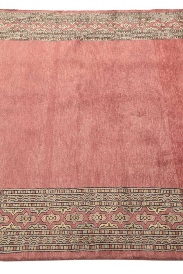 Detail image of 4' 3 x 6' Hand Knotted Peshawar Ziegler Rug