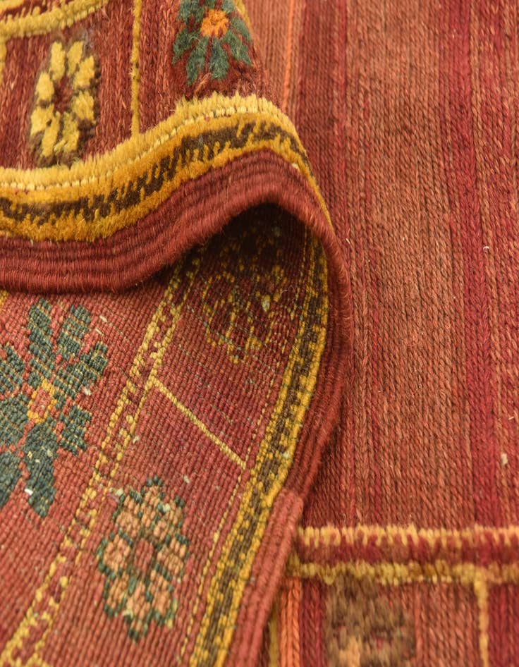 Detail image of 7' 3 x 9' Hand Knotted Sumak Wool Rug
