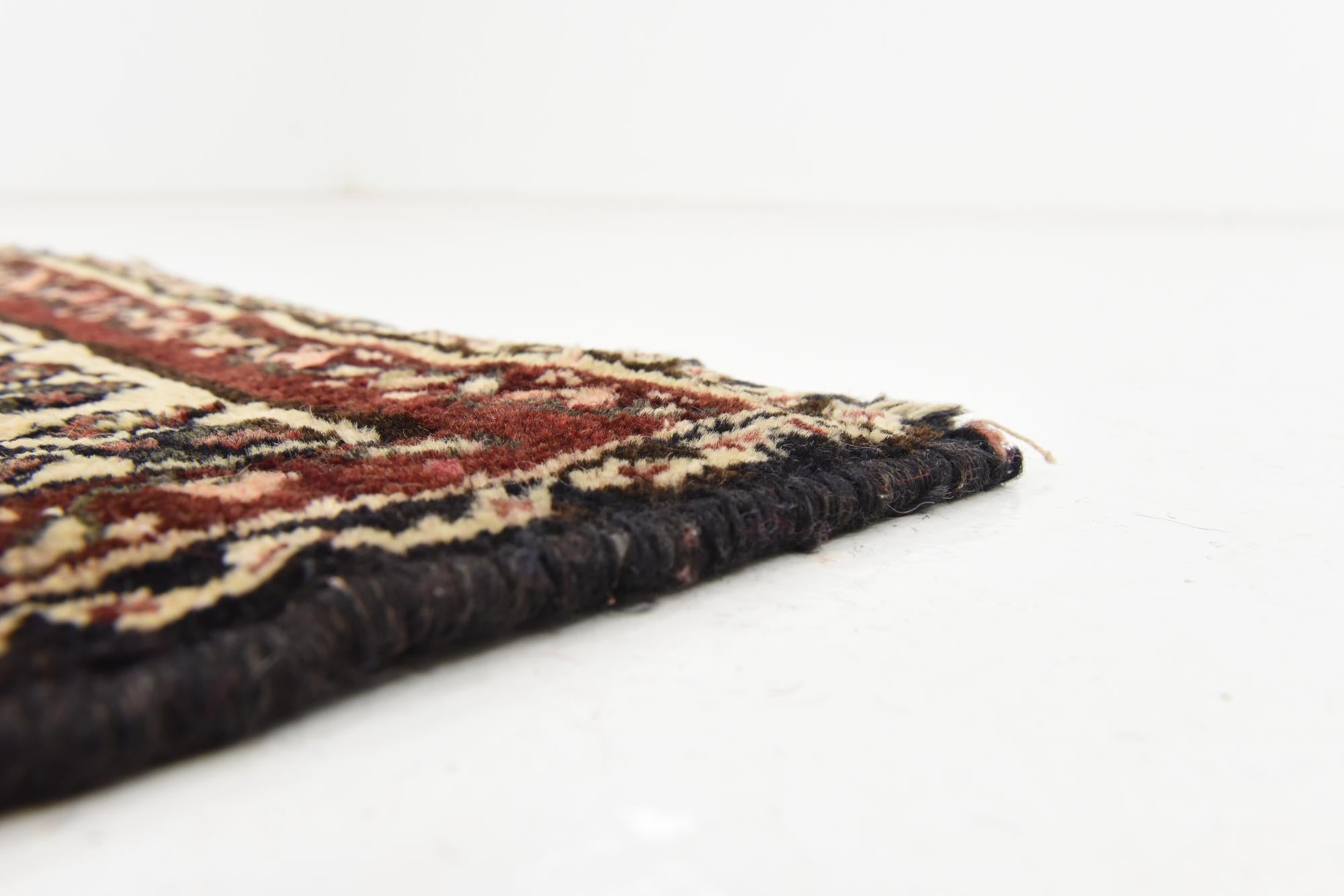 3' 10 x 9' 9 Hand Knotted Hossainabad Persian Wool Runner Rug