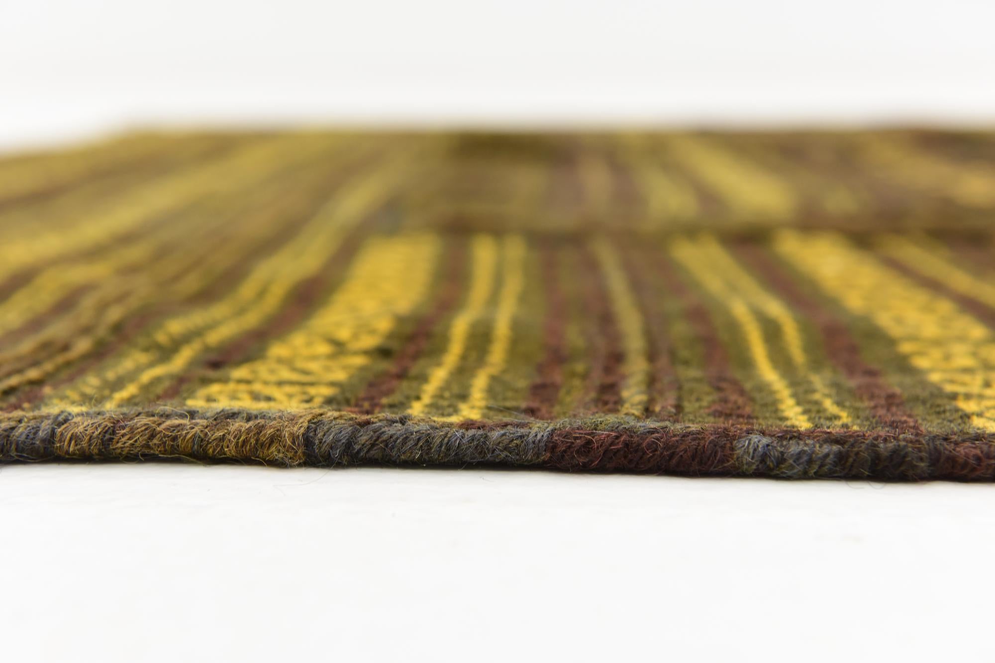 3' 10 x 4' 4 Hand Knotted Sumak Wool Square Rug