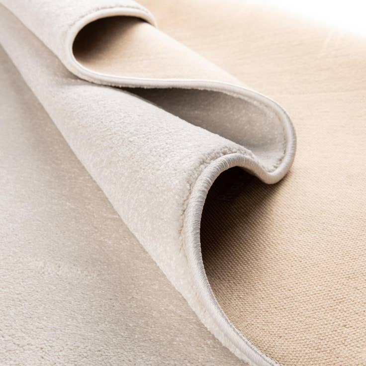 Detail image of 7' 10 x 11' Everyday Solid Rug