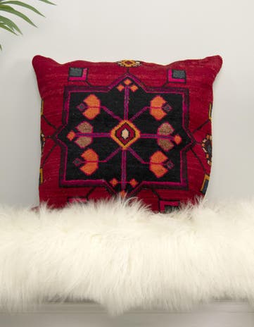 24" x 24" Persian Pillow