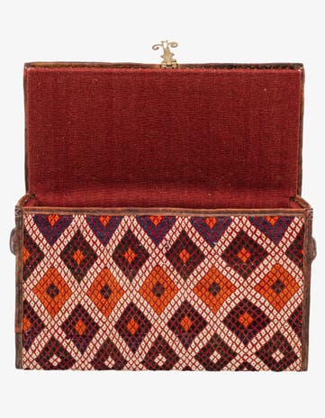 1' 3 x 2' 5 Hand Knotted Furniture Trunk