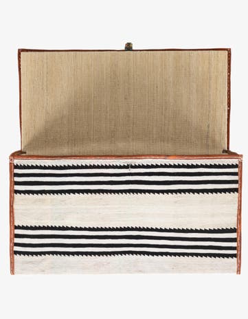1' 7 x 3' Hand Knotted Furniture Trunk