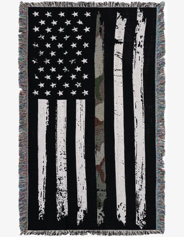 4' 6 x 6' Camo Stripe Flag Throw Blanket