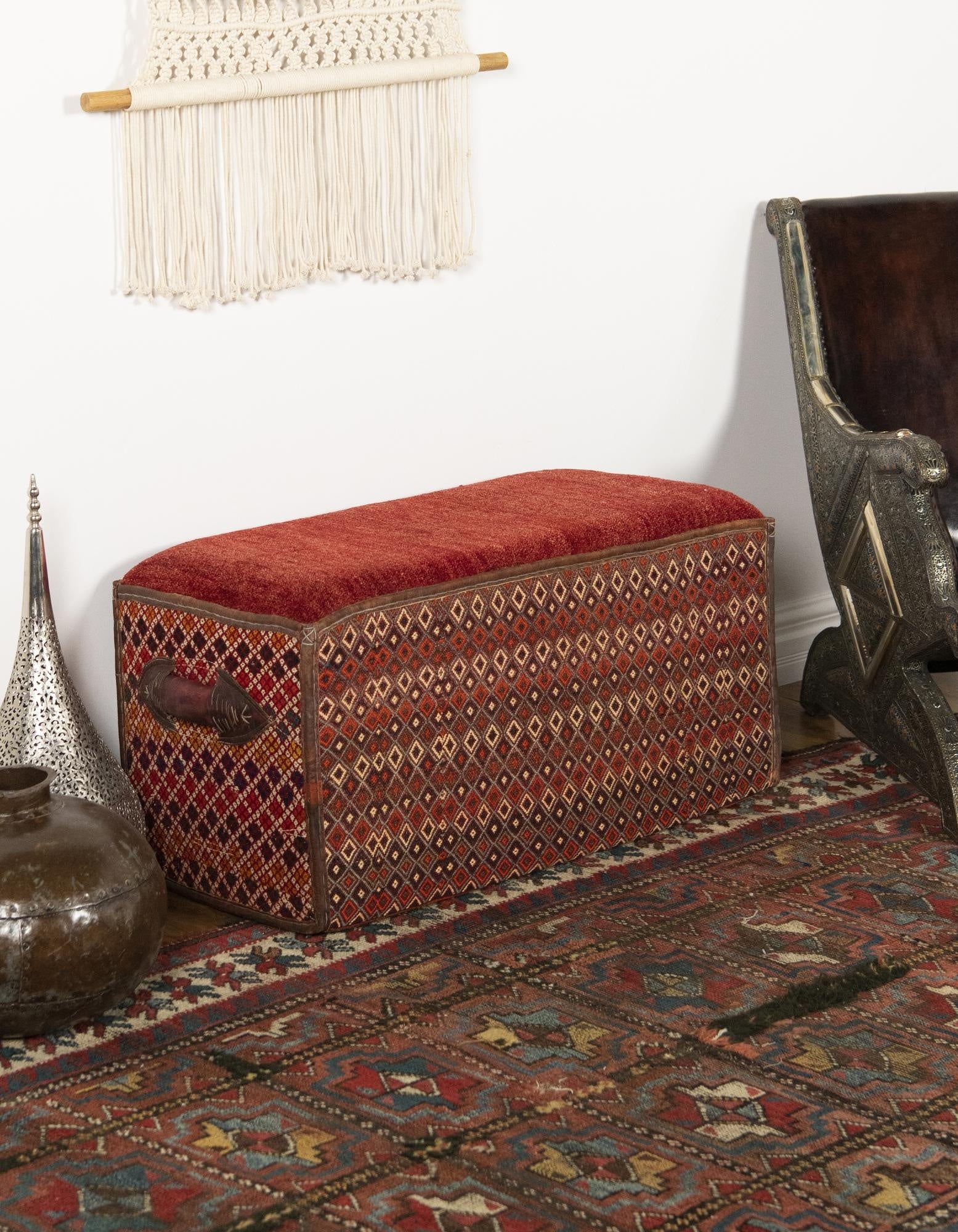 1' 5 x 2' 10  Hand Knotted Furniture Trunk