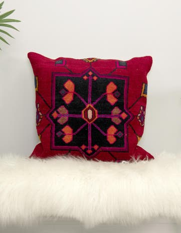24" x 24" Persian Pillow