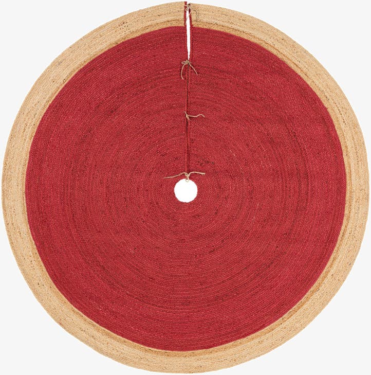 7' 1 x 7' 1 Hand Braided Christmas Tree Skirt