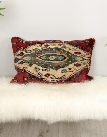 18" x 29" Persian Pillow