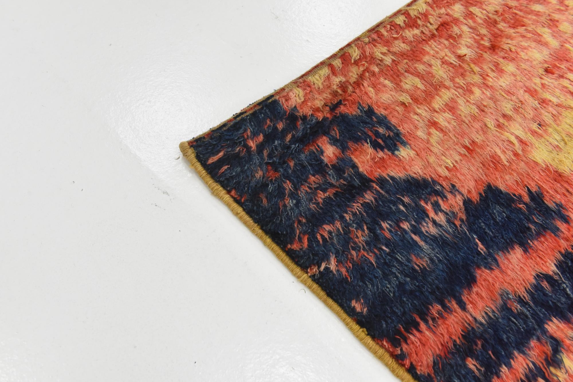 6' 5 x 9' 5 Hand Knotted Darya Wool Rug
