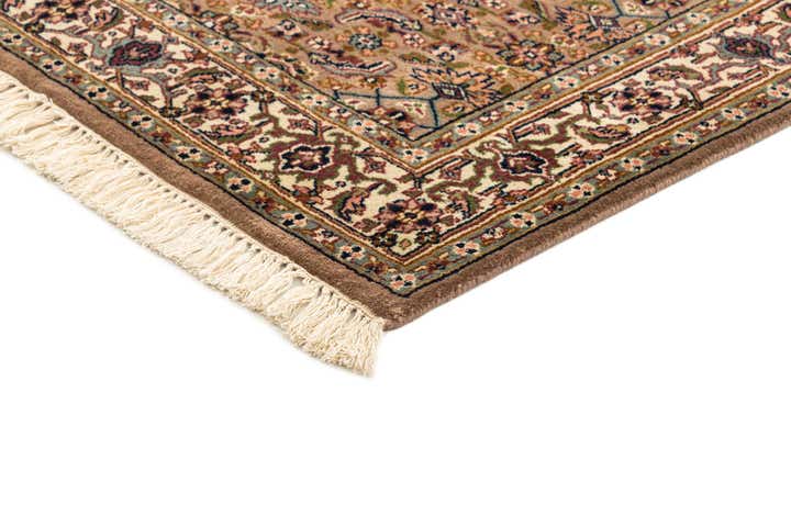 2' 10 x 5' 1 Hand Knotted Farahan Wool Rug