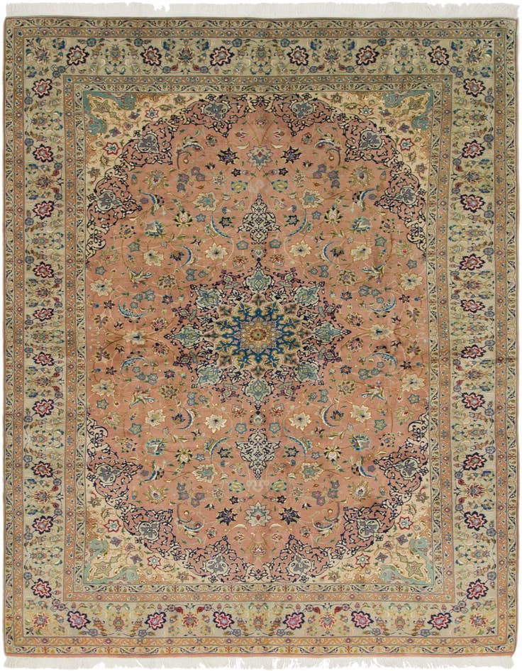 Detail image of 6' 6 x 9' 8 Hand Knotted Isfahan Persian Rug