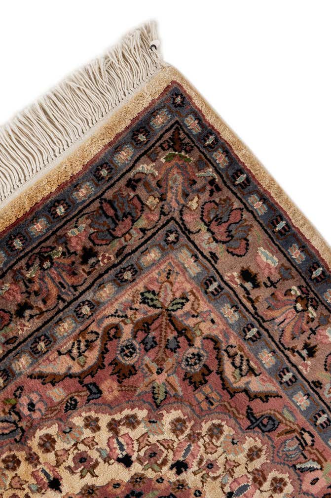 3' 3 x 5' 3 Hand Knotted Kashmir Oriental Rug