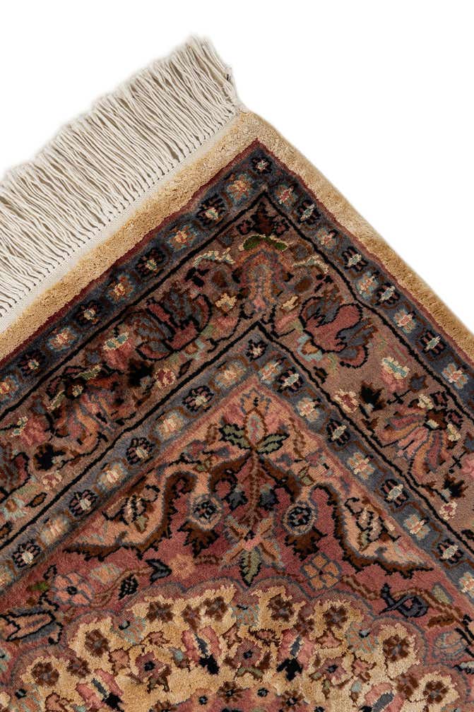 3' 2 x 5' 4 Hand Knotted Lahour Oriental Rug