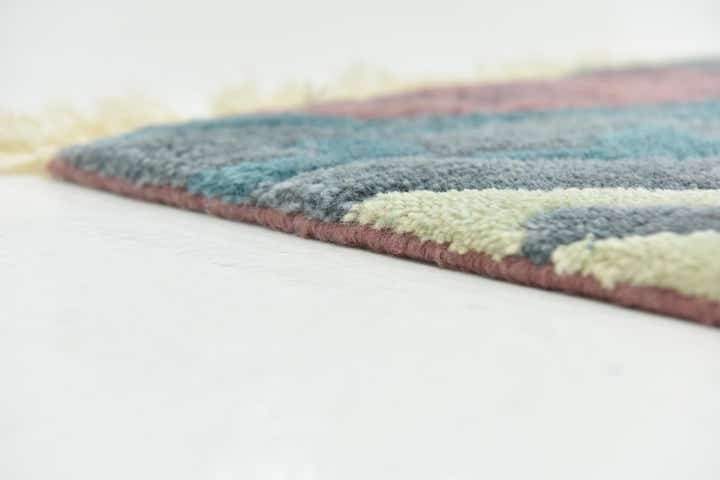 8' 2 x 10' Hand Knotted Nepal Wool Rug