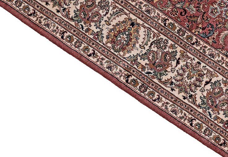 Detail image of 8' 1 x 11' 2 Hand Knotted Sarough Wool Rug