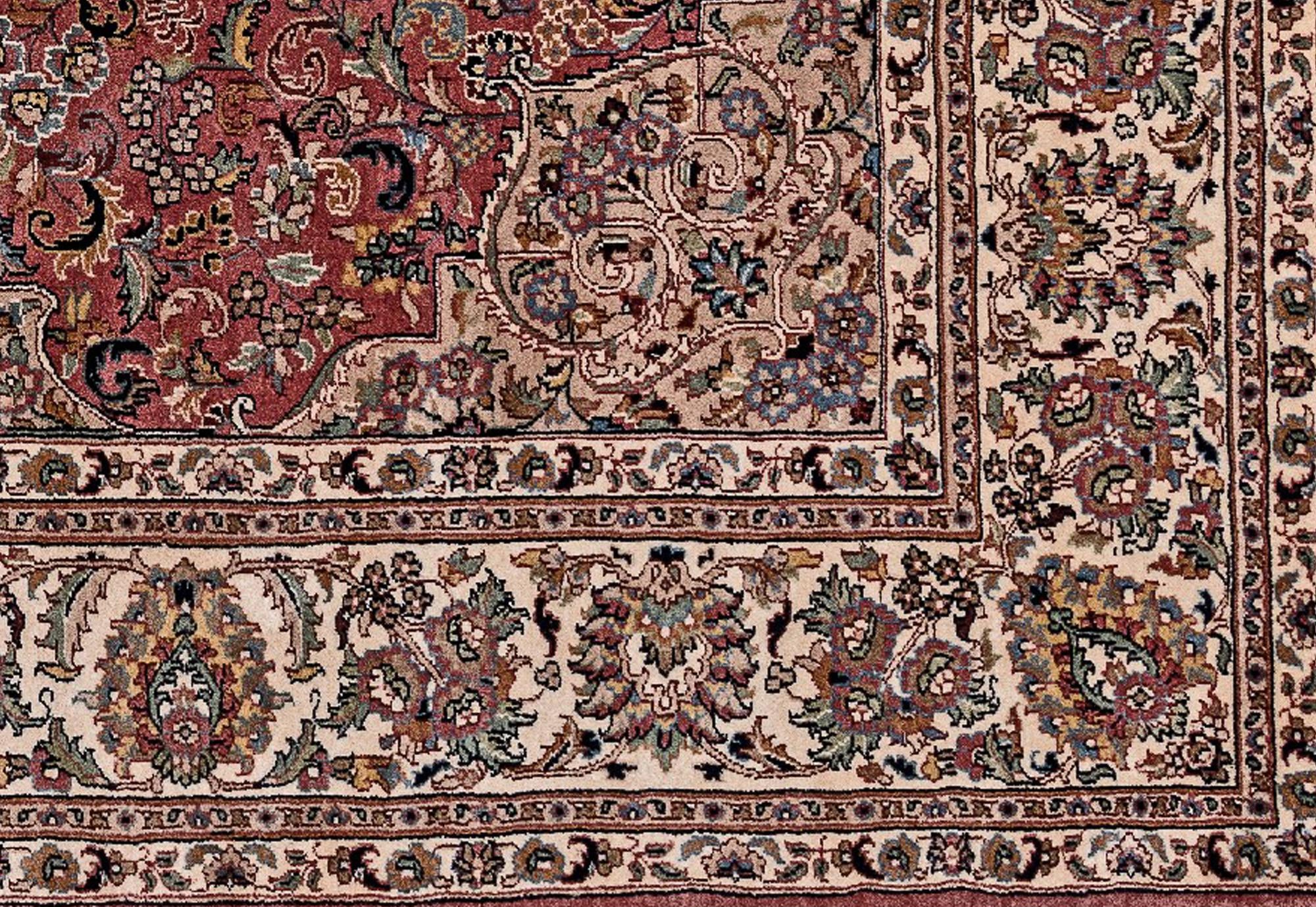 8' 1 x 11' 2 Hand Knotted Sarough Wool Rug