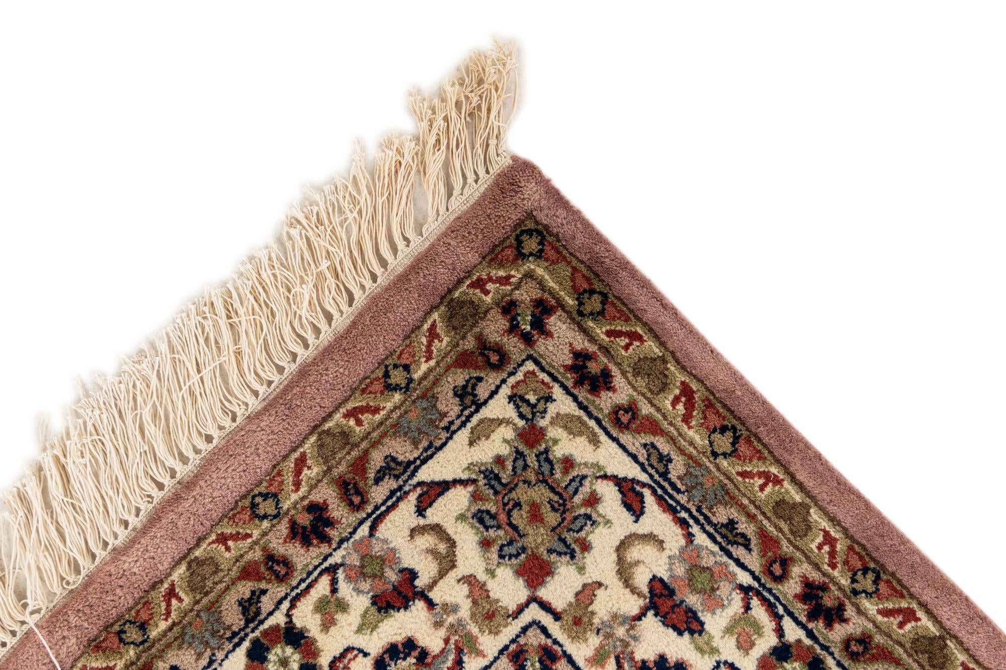 190cm x 295cm Hand Knotted Sarough Wool Rug