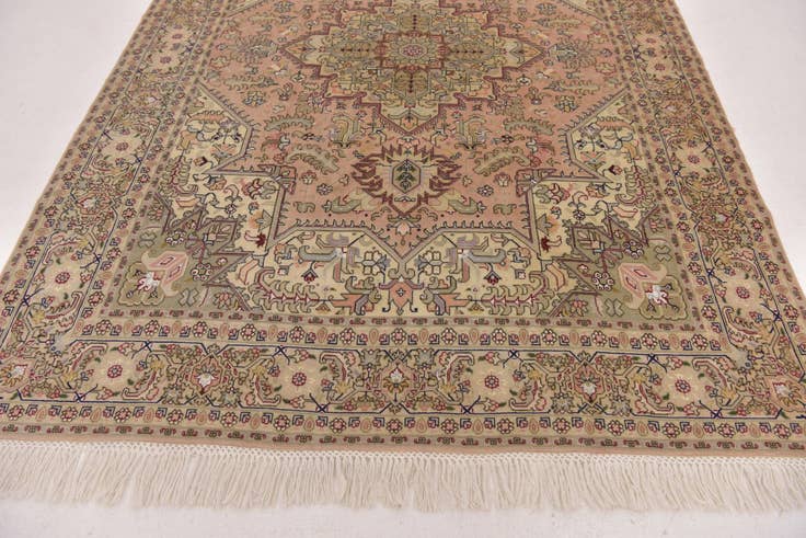 Detail image of 5' x 6' 10 Hand Knotted Tabriz Persian Rug