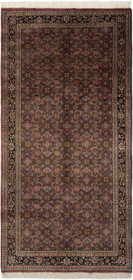 Detail image of 5' 1 x 10' 4 Hand Knotted Farahan Wool Runner Rug
