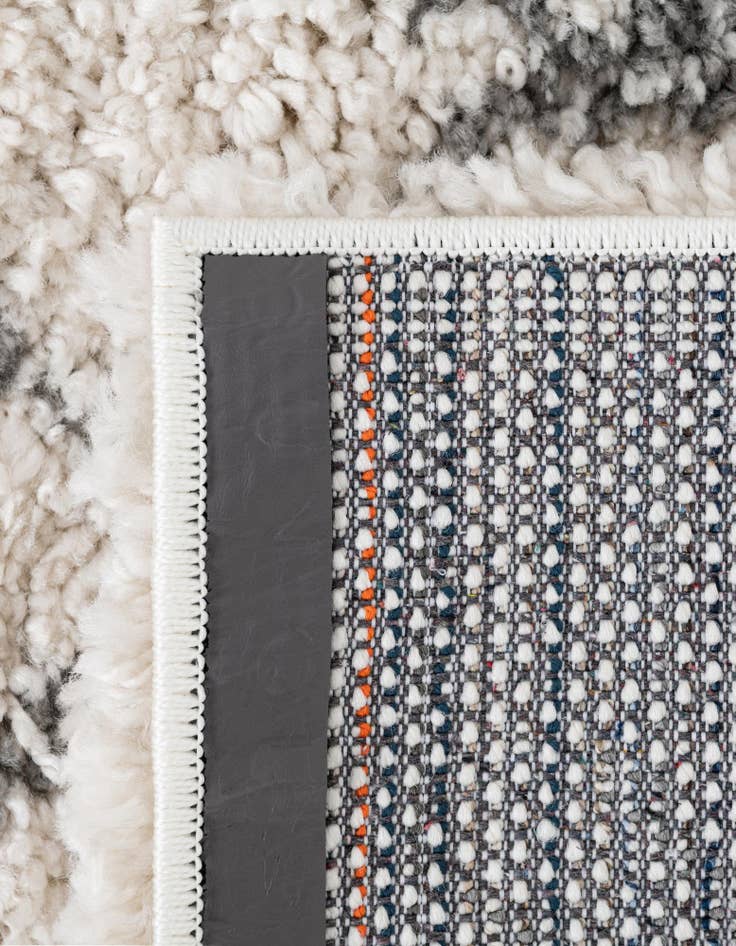 Detail image of 5' x 8' Marrakesh Shag Rug