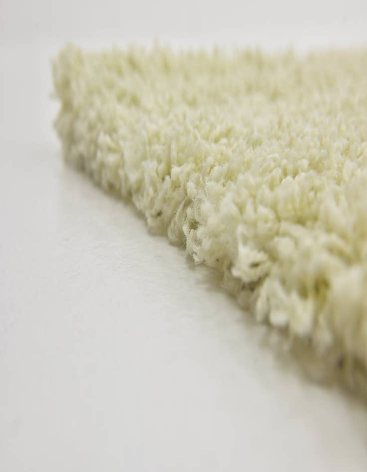 Detail image of 12' x 15' Solid Shag Rug