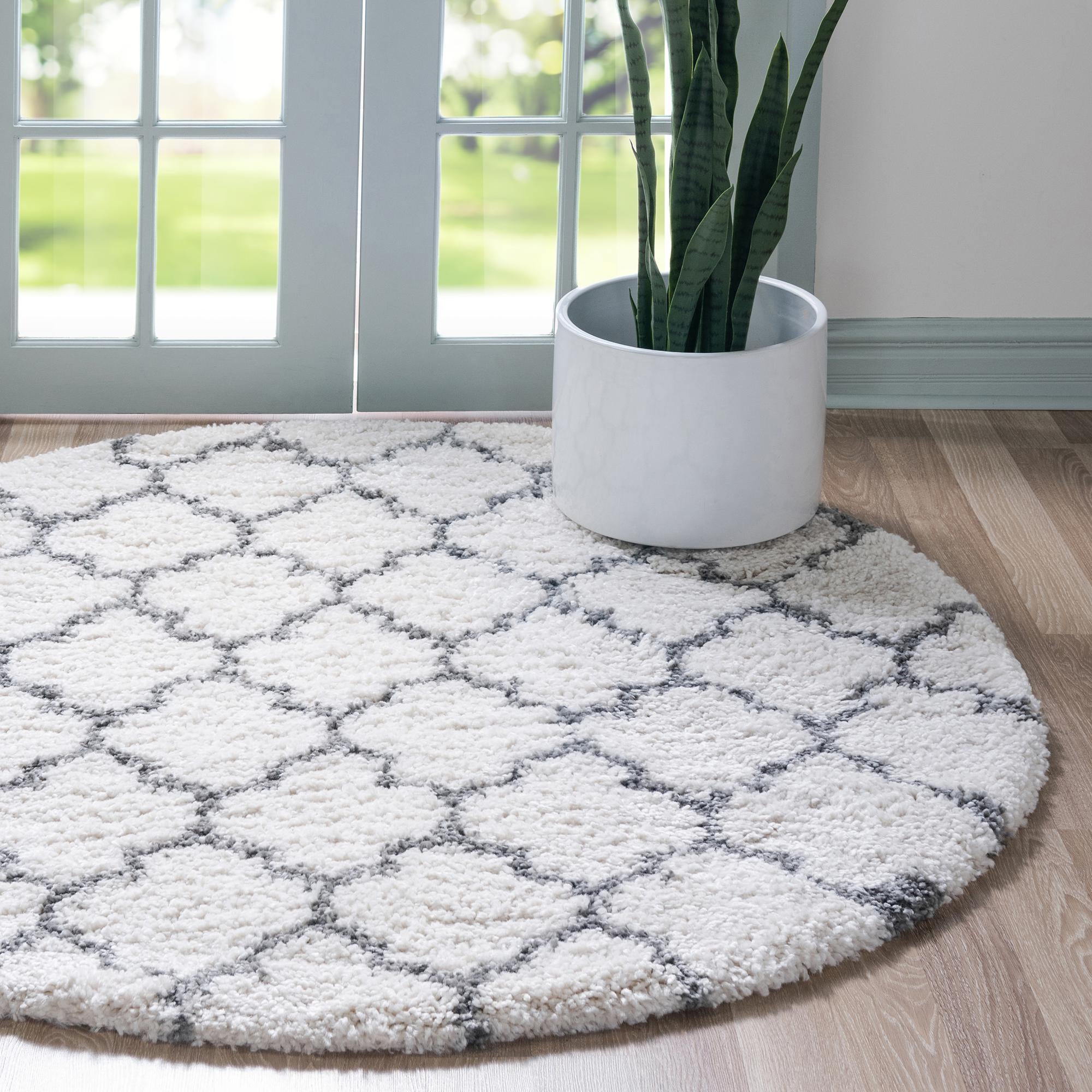5' x 5' Moroccan Shag Round Rug