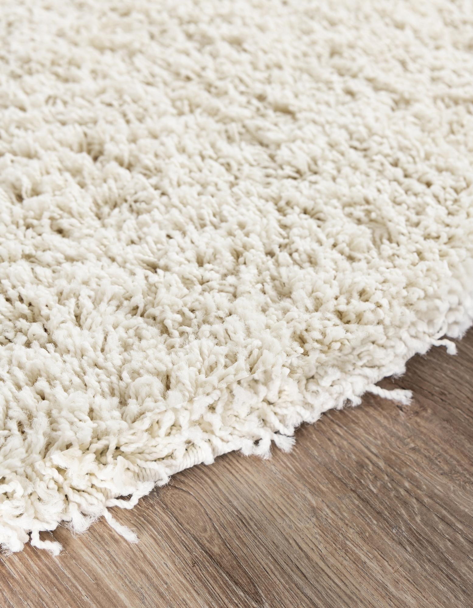 7' 10 x 7' 10 Solid Shag Round Rug