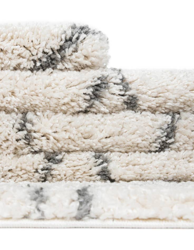 Detail image of 2' x 4' Moroccan Shag Runner Rug