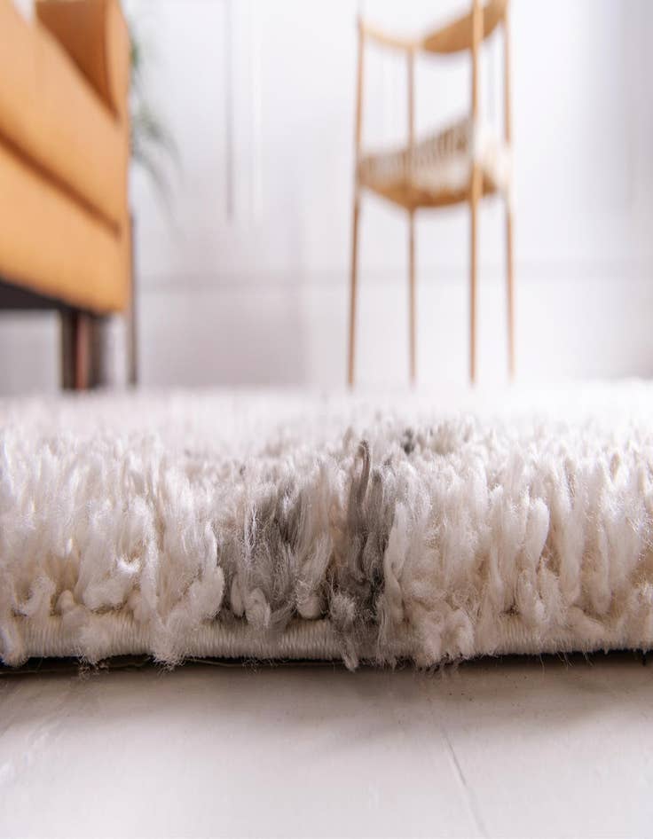 Detail image of 2' x 4' Moroccan Shag Runner Rug