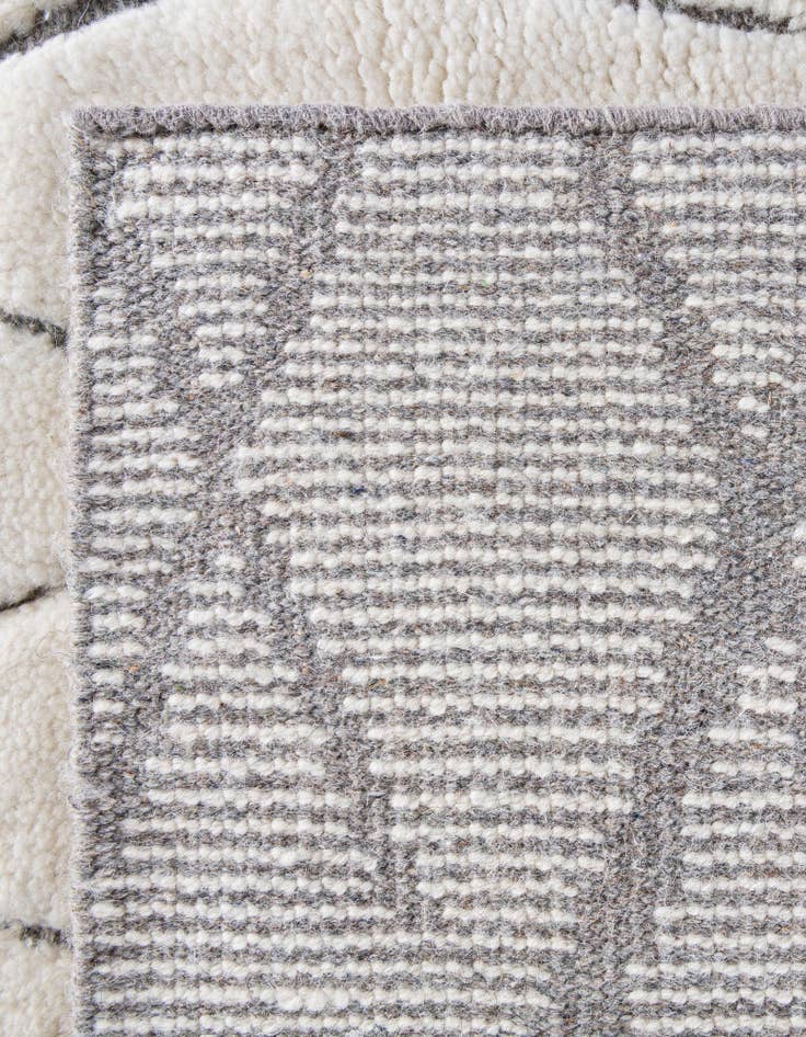 Detail image of 7' 10 x 7' 10 Hand Knotted Atlas Moroccan Wool Square Rug