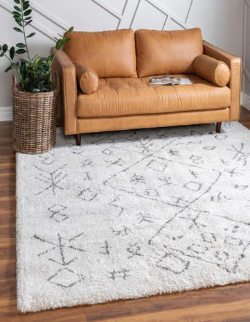 Pure Ivory Moroccan Shag Square Rug