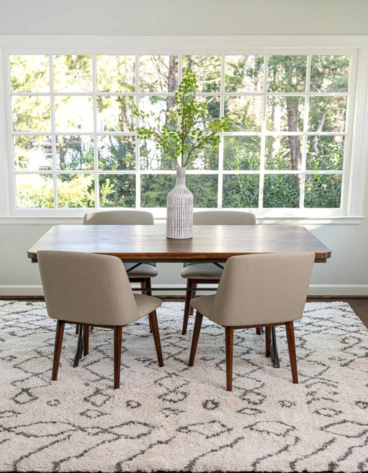 Detail image of 8' x 8' Moroccan Shag Square Rug
